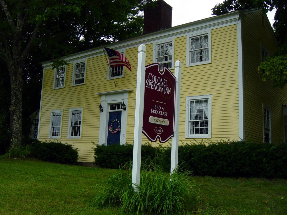 Colonel Spencer Inn Campton 외부 사진